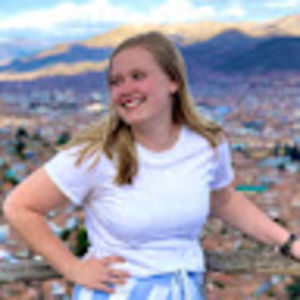 Meet your Posher, Emily